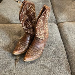 Ariat cowboy boots